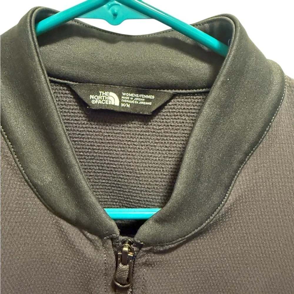 The North Face Women's Sport Dark Gray Lightweight Jacket
